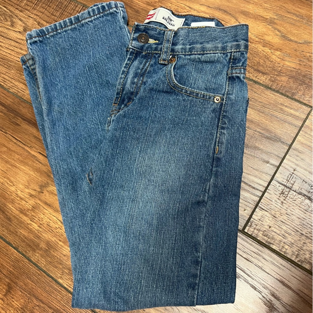Boys Levi 550 relaxed fit 10 slim light wash jeans